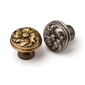 Louis XV Cabinet Knob